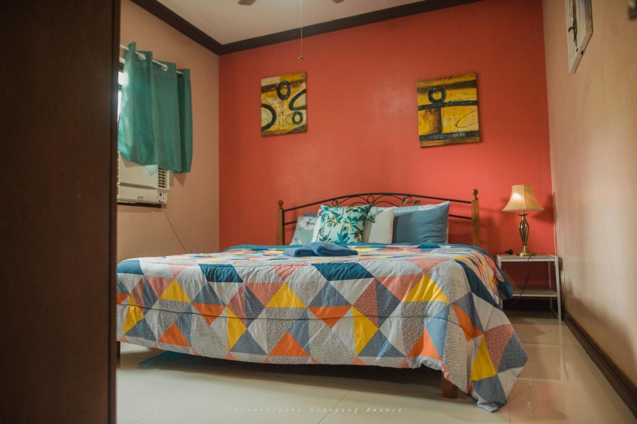 Shenanigans Glamping Resort Zamboanguita  Εξωτερικό φωτογραφία