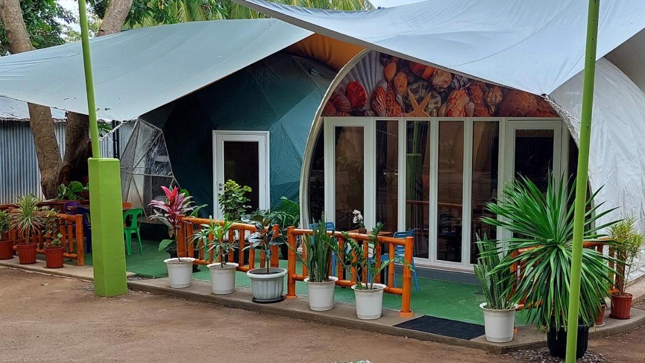 Shenanigans Glamping Resort Zamboanguita  Εξωτερικό φωτογραφία