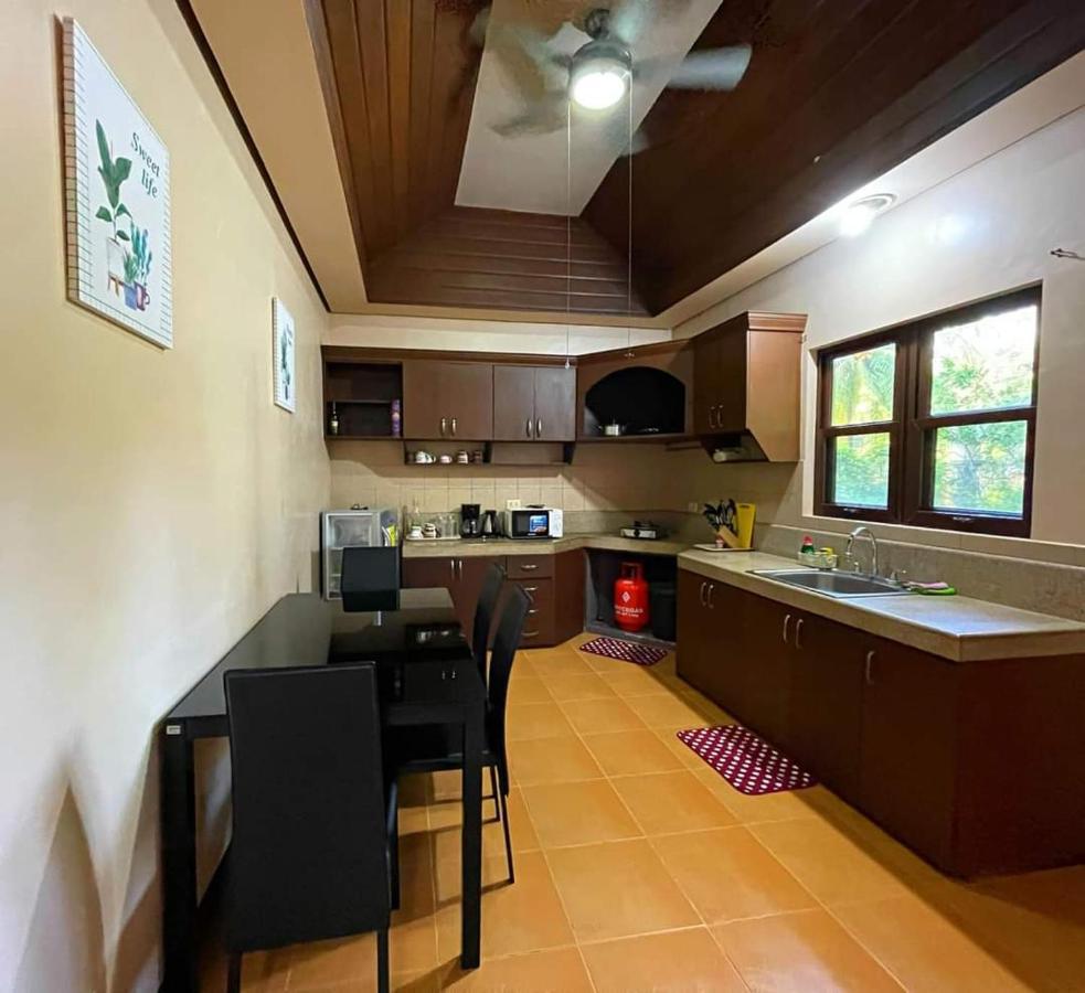 Shenanigans Glamping Resort Zamboanguita  Εξωτερικό φωτογραφία