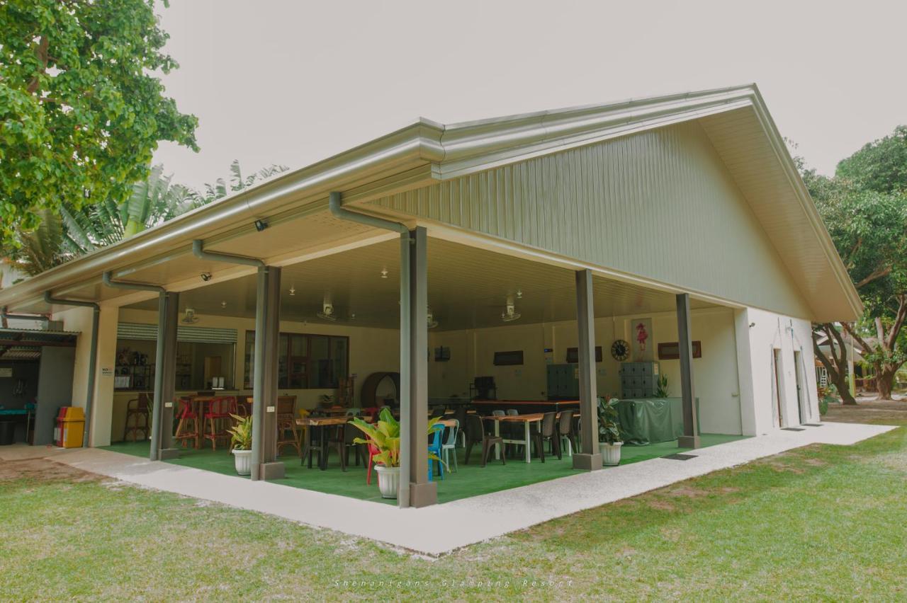 Shenanigans Glamping Resort Zamboanguita  Εξωτερικό φωτογραφία