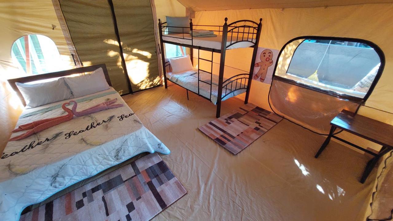 Shenanigans Glamping Resort Zamboanguita  Εξωτερικό φωτογραφία